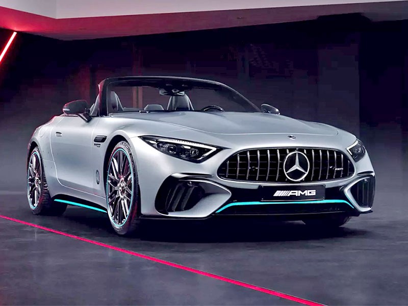 Mercedes-AMG SL 63 Motorsport Collectors Edition รุ่นพิเศษแต่งเหมือนรถ Formula 1 ผลิตแค่ 100 คันทั่วโลก!