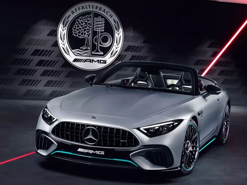 Mercedes-AMG SL 63 Motorsport Collectors Edition รุ่นพิเศษแต่งเหมือนรถ Formula 1 ผลิตแค่ 100 คันทั่วโลก!