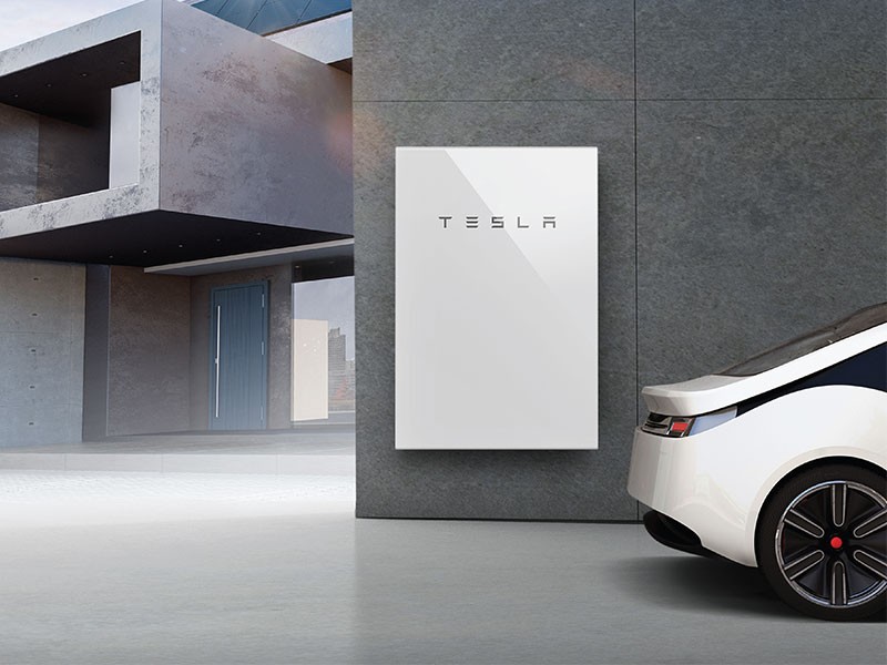 Tesla อัปเดตซอฟต์แวร์ใหม่ครั้งใหญ่ ช่วยให้รถยนต์ไฟฟ้า Tesla ชาร์จพลังงานแสงอาทิตย์ได้!