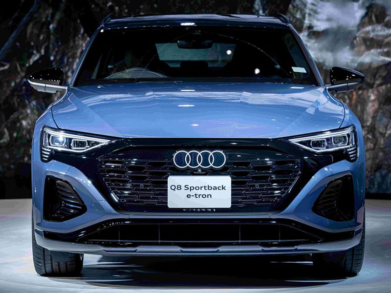 Audi เปิดตัว Audi Q8 e-tron รถ SUV ไฟฟ้า 100% ระดับ Premium Segmant ในราคา 4,699,000 - 5,799,000 บาท