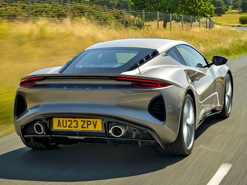 Lotus เปิดตัว Lotus Emira รุ่นเครื่องยนต์ 4 สูบ 2.0 ลิตร Turbo จาก Mercedes-AMG อย่างเป็นทางการในอังกฤษ