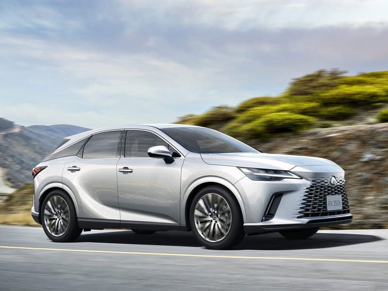 Lexus เผยโฉม Lexus RX350h รุ่นไฮบริด พร้อมปรับเพิ่มออฟชั่นใหม่ในตลาดญี่ปุ่น