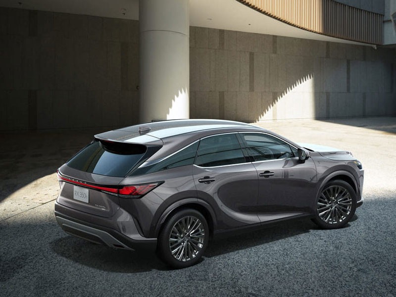 Lexus เผยโฉม Lexus RX350h รุ่นไฮบริด พร้อมปรับเพิ่มออฟชั่นใหม่ในตลาดญี่ปุ่น