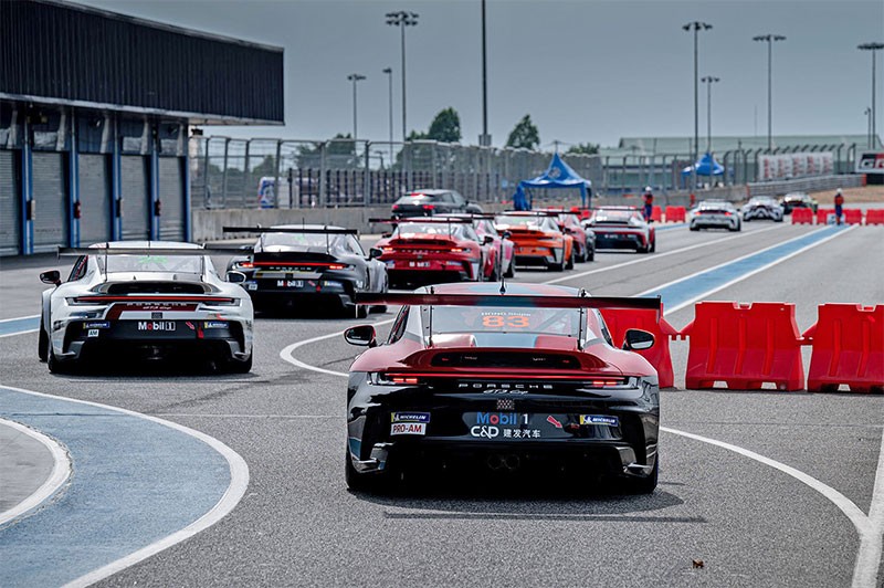 Porsche Carrera Cup Asia 2023 ปิดฉากยิ่งใหญ่ "หลิว ไคลู" ผงาดแชมป์ส่งท้าย สนามช้างฯ