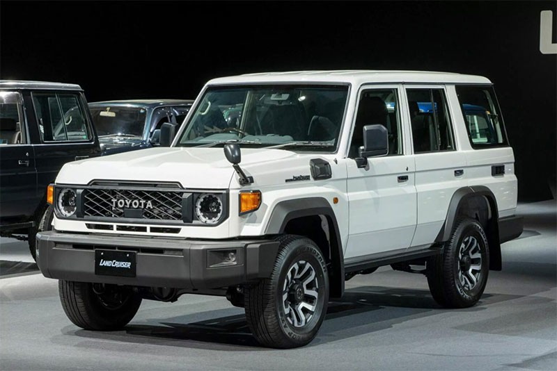 Toyota ปรับโฉม Toyota Land Cruiser 70 Series รอบที่สี่ เตรียมขายในญี่ปุ่นปลายปีนี้!