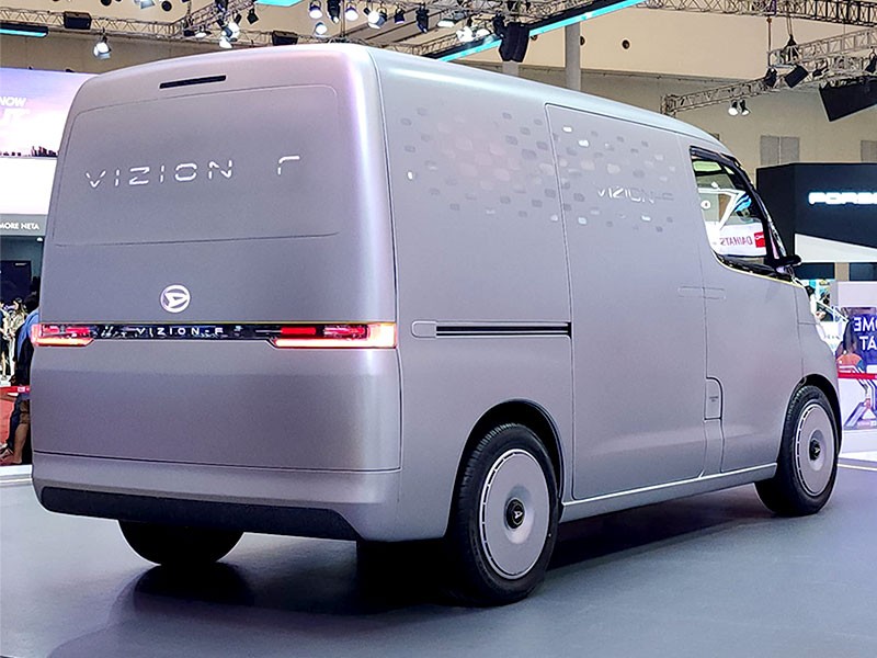 Astra Daihatsu Motor เผยรถต้นแบบ Daihatsu Vizion-F Concept รถตู้ไฟฟ้า สำหรับธุรกิจในอนาคต
