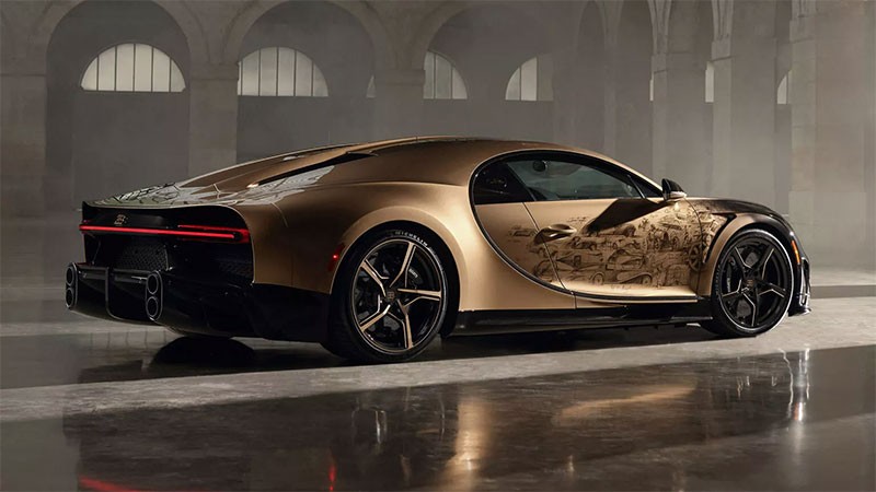 Bugatti Chiron Super Sport Golden Era หนึ่งเดียวของโลก กับการวาดประวัติศาสตร์กว่า 100 ปี บนรถ Hypercar!