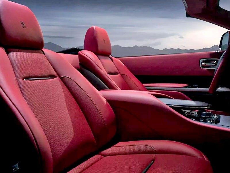 Rolls-Royce La Rose Noire Droptail ยนตรกรรมสุดหรู ขุมพลัง V12 ผลิตเพียง 4 คันในโลก ราคาสุดโหด 25 ล้านเหรียญ!