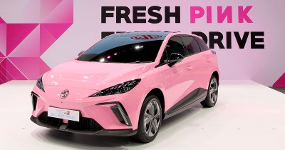 MG เปิดตัว New MG4 Electric สี Fresh Pink สร้างสีสันตลาดรถ EV ในงาน Big MOTOR SALE 2023 ชูข้อเสนอพิเศษครบทุกขุมพลังขับเคลื่อน