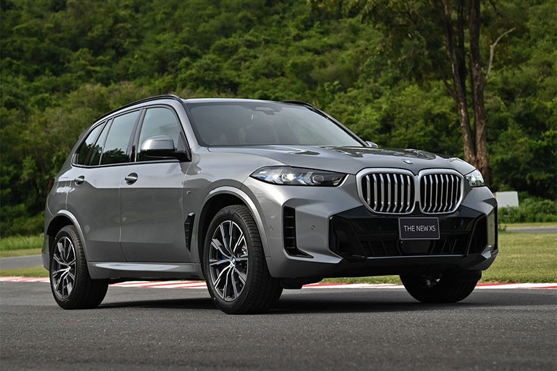 BMW เปิดตัว BMW X5 LCI 2023 รถ SUV ปรับโฉมใหม่ ขุมพลังดีเซล Mild Hybrid และ PHEV ในราคา 5,099,000 - 5,399,000 บาท