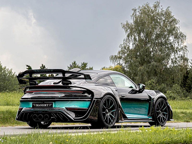 Mansory P9LM EVO 900 โมดิฟายเต็มสูบ พลังสูงถึง 900 แรงม้า พร้อมชุดแต่งคาร์บอนไฟเบอร์ฟอร์จรอบคัน