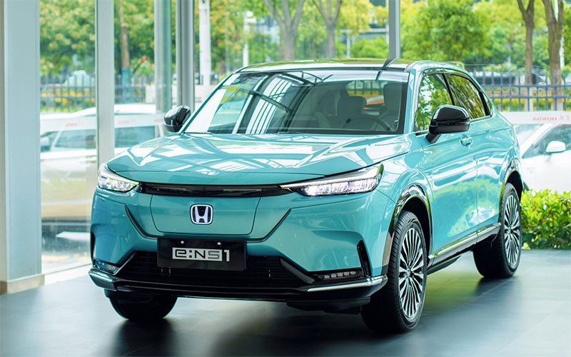 Honda เอาด้วย! ยอมใช้หัวชาร์จแบบ NACS ของ Tesla แล้ว สำหรับรถที่ขายในอเมริกา