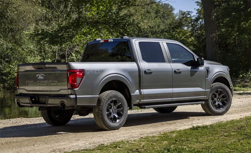 Ford เปิดตัว Ford F-150 รุ่นไมเนอร์เชนจ์ ทันสมัยยิ่งขึ้น พร้อมประตูท้ายแบบสวิงใหม่ ขายปีหน้านี้!