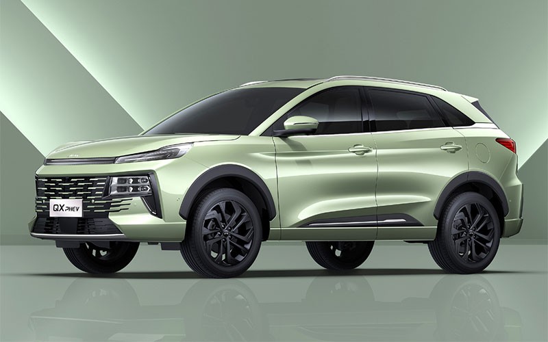 JAC เปิดตัว JAC QX รถ SUV ปลั๊กอินไฮบริด วิ่งโหมดไฟฟ้าได้ไกลถึง 120 กม. ขายแล้วในจีน