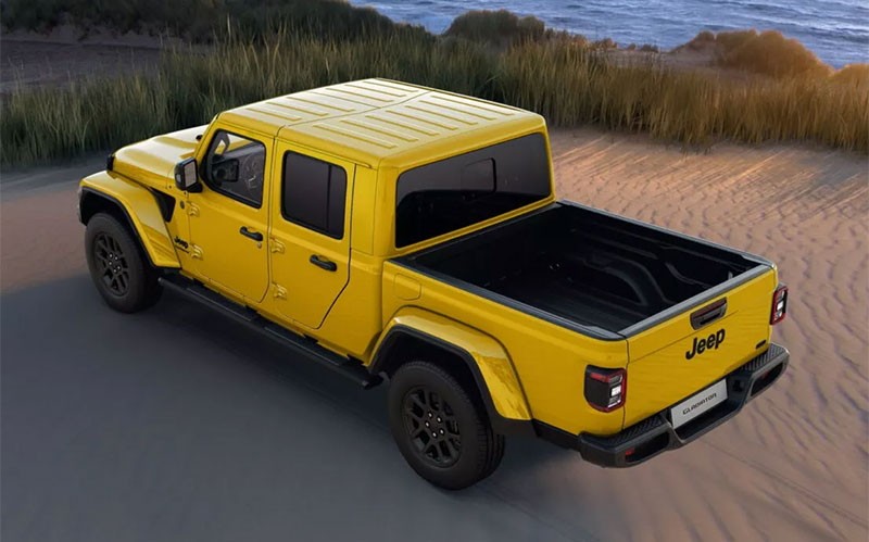 Jeep เปิดตัวรุ่นพิเศษ Jeep Gladiator FarOut Final Edition รถกระบะทรงจี๊ป เลิกขายในยุโรป