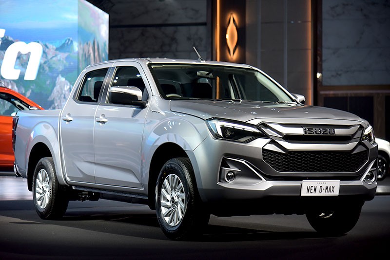 Isuzu เปิดตัวรถปิกอัพ "New! Isuzu D-Max" เหนือลิมิต…พิชิตโลก ในราคา 540,000 - 1,254,000 บาท