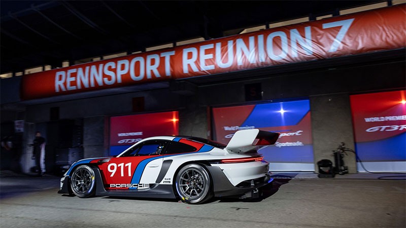 Porsche Motorsport เปิดตัวรถแข่งตัวแรง Limited Collector's Edition กับ Porsche 911 GT3 R Rennsport เพียง 77 คันทั่วโลก