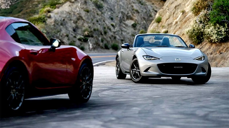 Mazda เปิดตัว Mazda Roadster เวอร์ชั่น JDM รุ่นปี 2024 อัพเกรดเทคโนโลยีใหม่ๆ และสมรรถนะที่ดีขึ้น! ในญี่ปุ่น