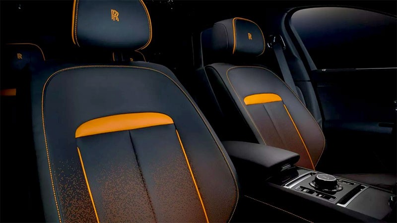 Rolls-Royce เผยรุ่นพิเศษ Rolls-Royce Black Badge Ghost Ekleipsis ที่ได้รับแรงบันดาลใจจากสุริยุปราคา