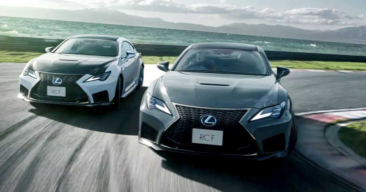 Lexus เปิดตัว Lexus RC F สองรุ่นพิเศษ Enthusiast และ Emotional Touring รุ่นละ 25 คัน พร้อมขายในญี่ปุ่น