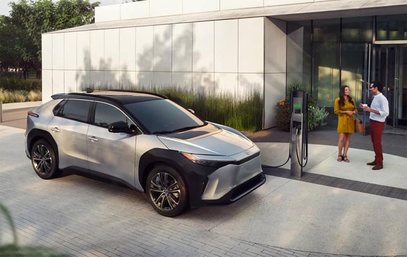 Toyota ลงนามข้อตกลงกับ LG Energy Solution จัดหาแบตเตอรี่สำหรับรถ EV ของโตโยต้า ใน USA
