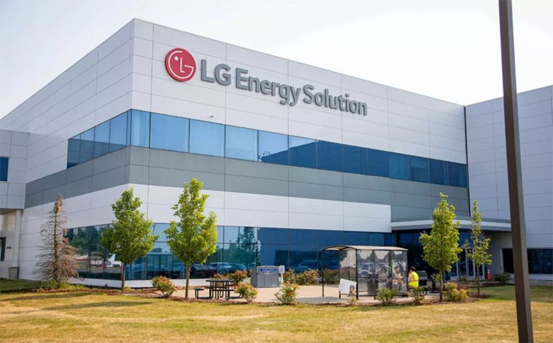 Toyota ลงนามข้อตกลงกับ LG Energy Solution จัดหาแบตเตอรี่สำหรับรถ EV ของโตโยต้า ใน USA