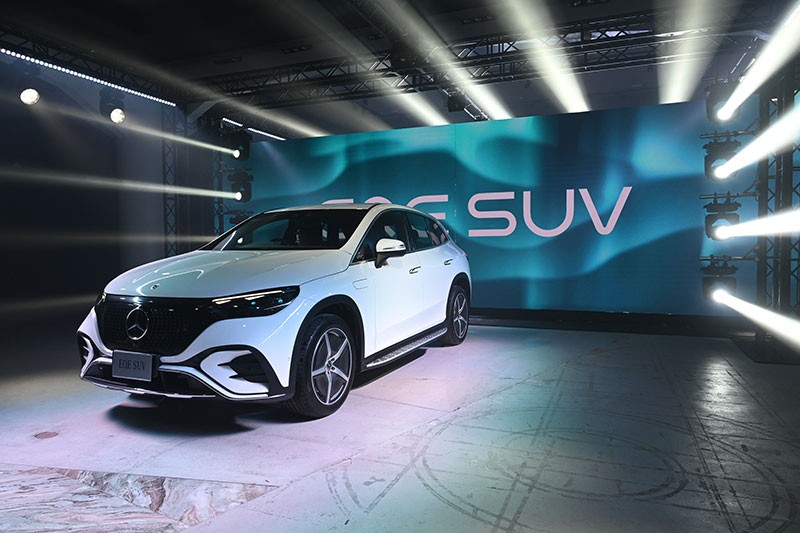 Mercedes-Benz เปิดตัวรุ่นย่อยในตระกูล EQE SUV ครบ 3 รุ่น รองรับกลุ่มลูกค้ารถ EV ที่เติบโตอย่างต่อเนื่อง