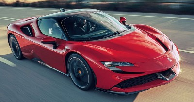 ไม่เชื่อก็ต้องเชื่อ! Ferrari ในไตรมาสที่ 3 ปี 2023 ขายรถ Hybrid ได้มากกว่ารถเครื่องยนต์สันดาปแล้ว
