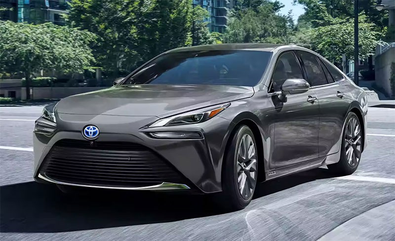 Toyota ยอมรับแล้วว่า Toyota Mirai รถพลังไฮโตรเจน Fuel Cell "ไม่ประสบความสำเร็จ" และจะโฟกัสทำรถไฮโดรเจนเพื่อการพาณิชย์แทน