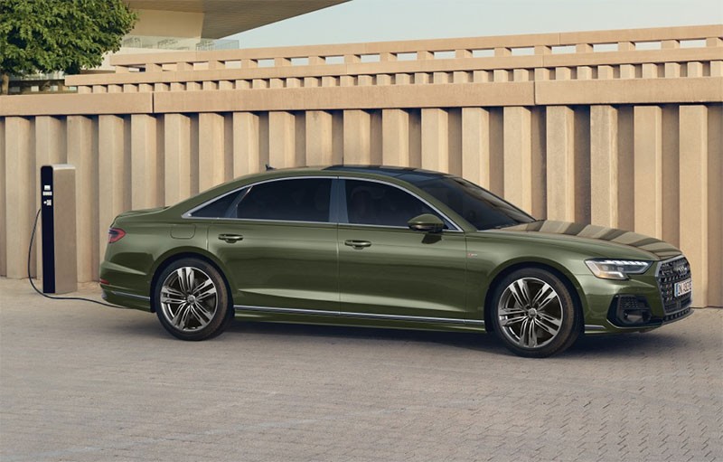 Audi เปิดตัว Audi A8 L 60 TFSI e quattro Prestige S Line ซีดานสุดหรูรุ่นเรือธง ปลั๊กอินไฮบริด ในราคา 7,199,000 บาท