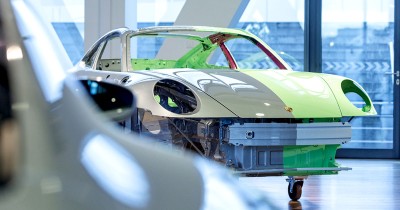 Porsche ร่วมกับ H2 Green Steel พัฒนาเหล็กคุณภาพสูงมลพิษต่ำ สำหรับผลิตรถสปอร์ตตั้งแต่ปี 2026