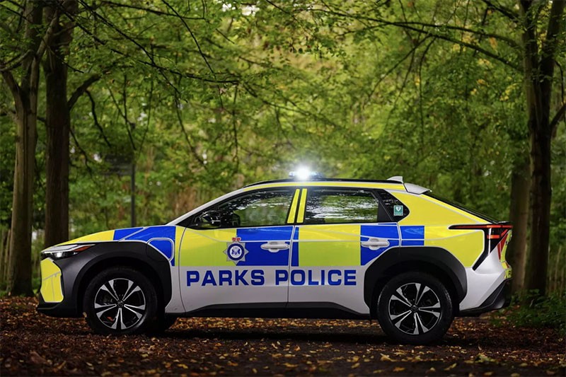 Toyota bZ4X ได้รับเลือกให้เป็นรถตำรวจใหม่ในกรุงลอนดอน ประเทศอังกฤษ!