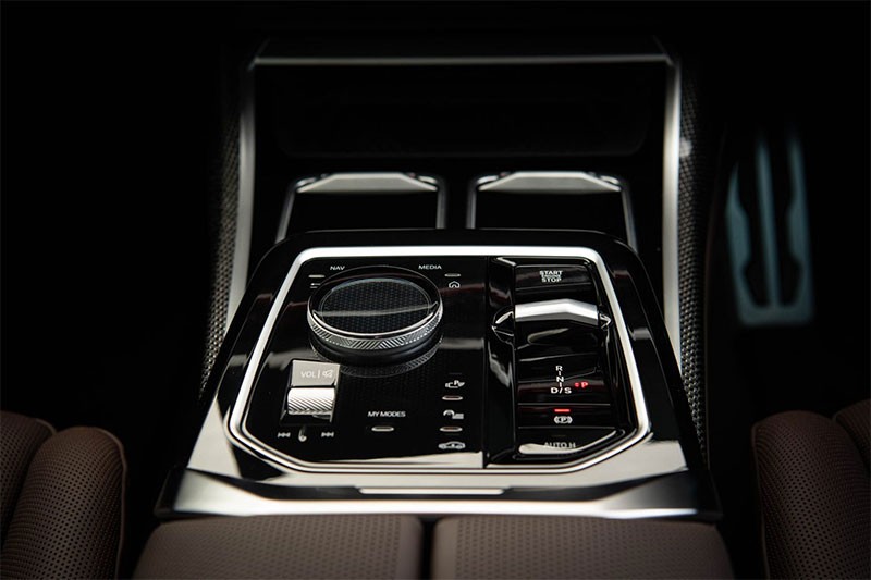 BMW เปิดตัว BMW 740d M Sport ขุมพลังดีเซล Mild Hybrid 3.0 ลิตร Turbo 286 แรงม้า ในราคา 6,719,000 บาท