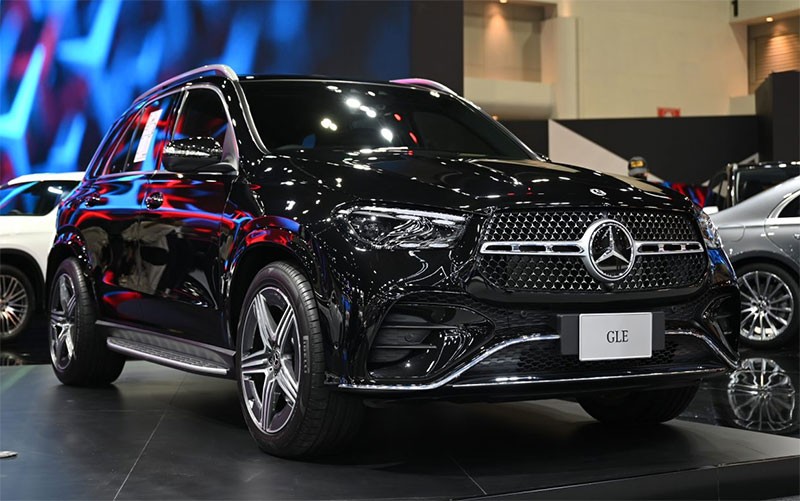 Mercedes-Benz ส่ง 4 ยนตรกรรมรุ่นล่าสุด อย่าง GLC, GLE, EQE และ C 220 d มาโชว์ครั้งแรกในงาน Motor Expo 2023