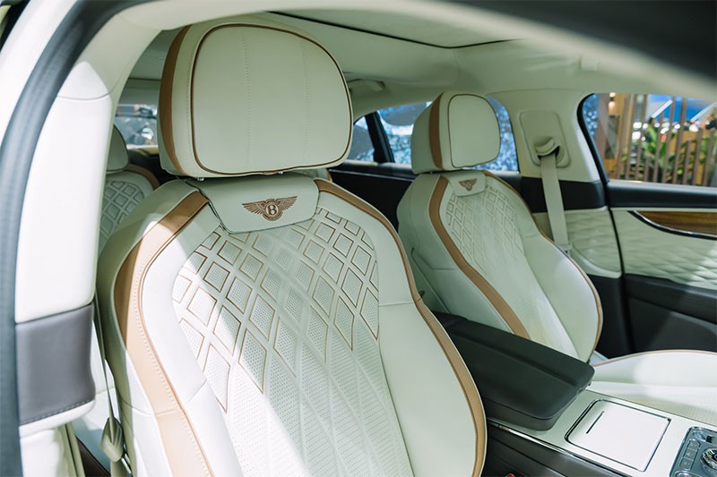 Bentley เปิดตัว Bentley Flying Spur Hybrid Odyssean Edition รุ่นลิมิเต็ดที่ยั่งยืนที่สุดคันแรกในไทย ราคา 17,842,600 บาท ในงาน Motor Expo 2023