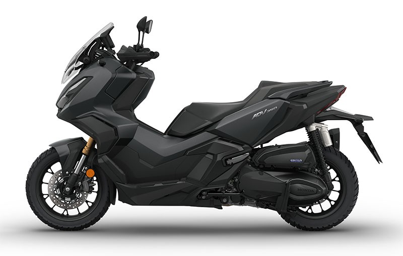 Thai Honda เปิดตัว "New Honda ADV350" 3 โทนสีใหม่ เข้ม เท่ ดุดันยิ่งขึ้น ในราคาแนะนำ 186,400 บาท