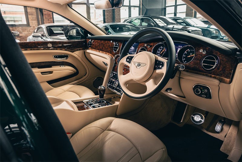 Bentley Motors จัดแสดง The Final Mulsanne รถยนต์พระที่นั่งควีนเอลิซาเบธที่ 2 คันสุดท้าย ณ พิพิธภัณฑ์รถยนต์คลาสสิกเบนท์ลีย์