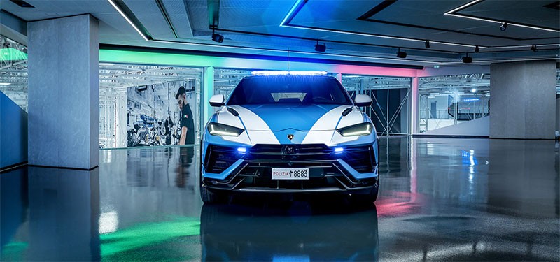 Lamborghini ส่งมอบรถ Lamborghini Urus Performante รุ่นพิเศษให้ตำรวจอิตาลี เพื่อภารกิจพิเศษขนส่งอวัยวะทางการแพทย์