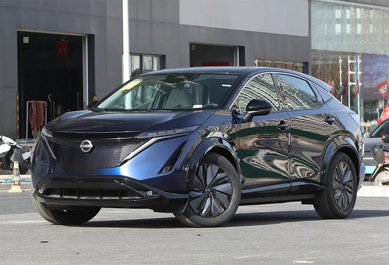 Nissan จับมือกับ มหาวิทยาลัยชิงหัว จัดตั้งศูนย์วิจัยรถยนต์ไฟฟ้า แข่งกับ Tesla และ BYD!