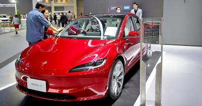 Tesla คุย ขายรถยนต์ไฟฟ้าได้ทั่วโลกกว่า 1.8 ล้านคัน ในปี 2023 ยังครองแชมป์ยอดขายรถ EV ล้วนอยู่