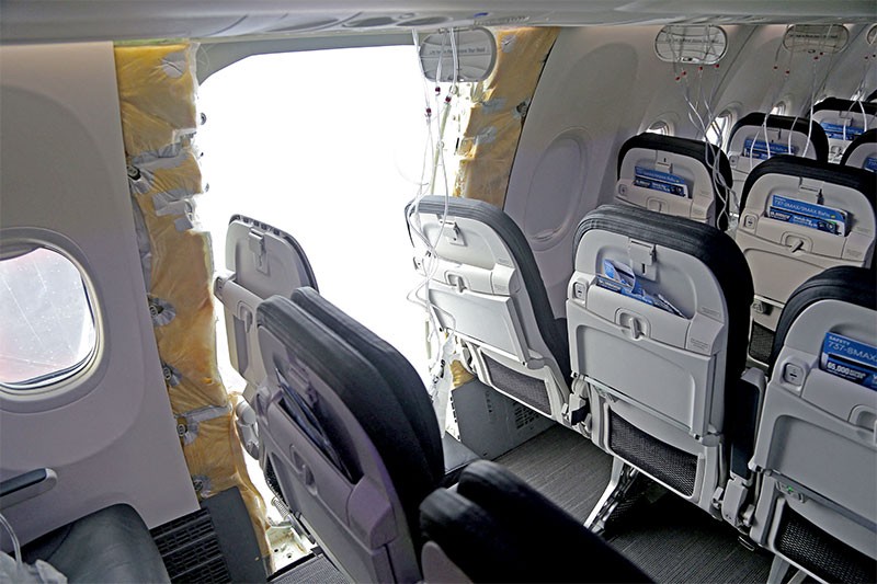 เหลือเชื่อชัดๆ! iPhone ตกจากเครื่องบิน Alaska Airlines 1282 สูงระดับ 5,000 เมตร ยังมีสภาพปกติ หน้าจอไม่แตก!