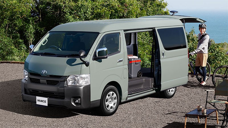 Toyota ปรับโฉมไมเนอร์เชนจ์ Toyota HiAce โม่งน้อย รุ่นเดิมที่ขายในญี่ปุ่น หลังจากขายมาครบ 20 ปี!