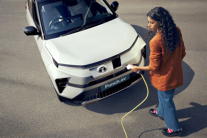 TATA เปิดตัว Tata Punch EV รถ SUV ไฟฟ้า ครั้งแรกในอินเดีย ด้วยรูปลักษณ์ออกแบบใหม่ และแพลทฟอร์มใหม่