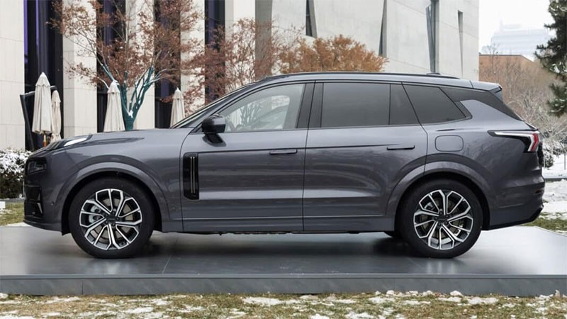 Lynk & Co 09 EM-P รถ SUV ปลั๊กอินไฮบริด ขุมพลัง 547 แรงม้า มีทั้งแบบ 6-7 ที่นั่ง พร้อมขายแล้วในจีน!