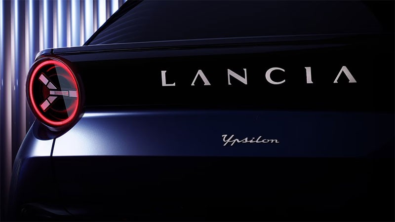 Lancia เขากลับมาแล้ว! กับ Lancia Ypsilon ในรูปแบบรถ Hatchback ไฮบริด และแบบรถไฟฟ้า จากอิตาลี