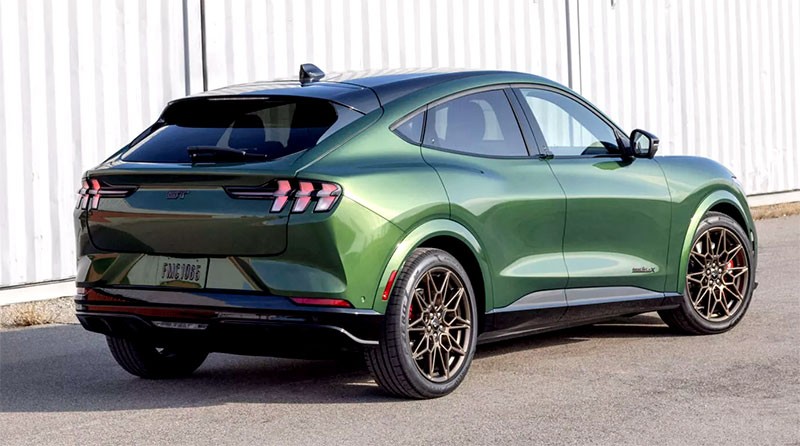 Ford เผยโฉม Ford Mustang Mach-E GT รถ SUV ไฟฟ้า กับแพ็คเกจชุดแต่ง Bronze Appearance Package เสริมหล่อยิ่งขึ้น!