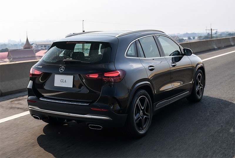 Mercedes-Benz ปรับโฉม The New GLA ผ่าน Concept “Dynamic All The Way” เสริมเทคโนโลยีและความสะดวกสบาย เปิดราคาที่ 2,580,000 บาท