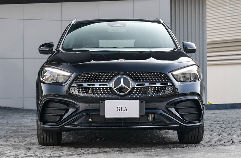 Mercedes-Benz ปรับโฉม The New GLA ผ่าน Concept “Dynamic All The Way” เสริมเทคโนโลยีและความสะดวกสบาย เปิดราคาที่ 2,580,000 บาท