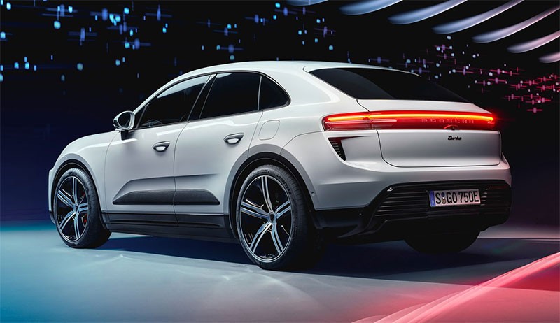 Porsche Macan ใหม่ รถ SUV ไฟฟ้า กับรูปลักษณ์อันโดดเด่น วิ่งไกล 613 กม. ในราคาเริ่มต้น 5.39 ล้านบาท และ Macan Turbo เริ่มต้นที่ 7.79 ล้านบาท