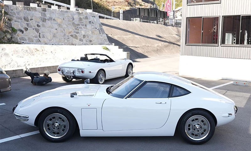 Rocky Auto เผยโฉม Toyota 2000GT เวอร์ชั่น Replica ทั้งแบบคูเป้และเปิดประทุน กับหัวใจใหม่!